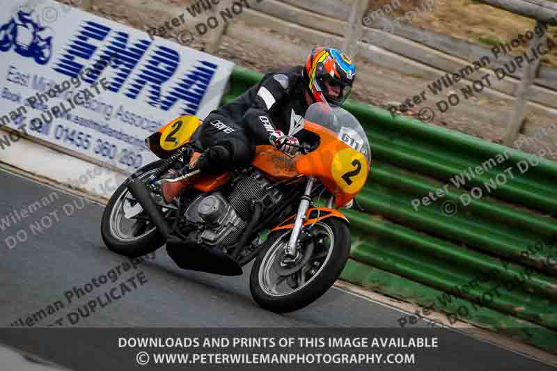 Vintage motorcycle club;eventdigitalimages;mallory park;mallory park trackday photographs;no limits trackdays;peter wileman photography;trackday digital images;trackday photos;vmcc festival 1000 bikes photographs